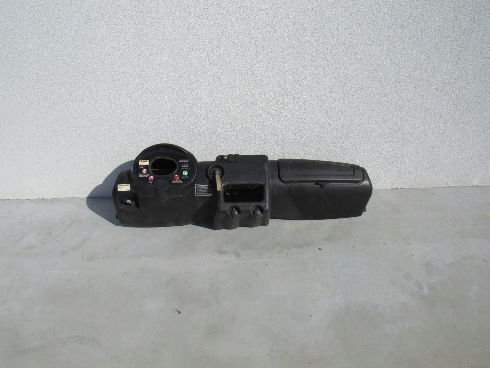 12758166561
